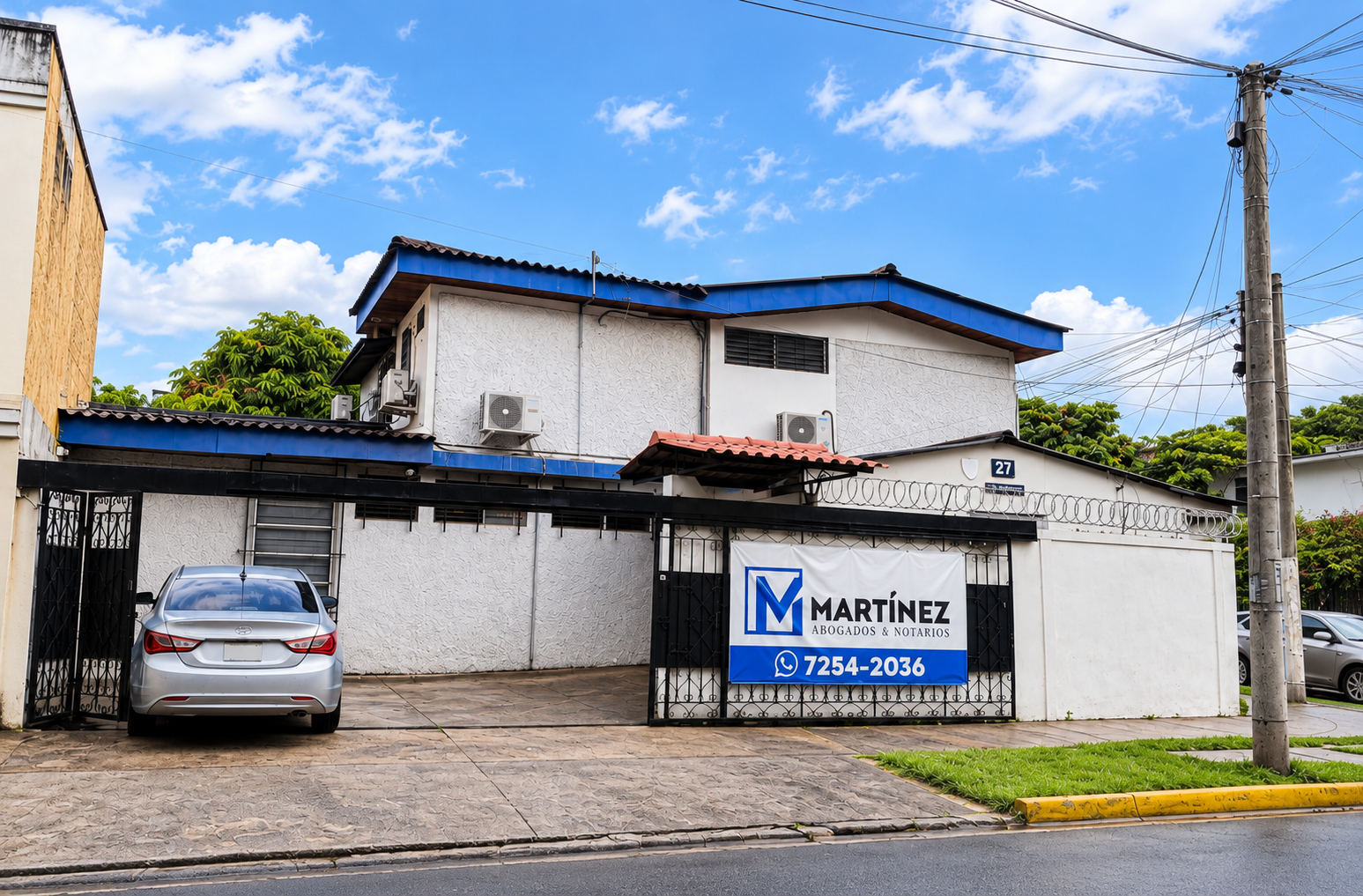 Fachada de MARTINEZ Abogados y Notarios en Antiguo Cuscatlán